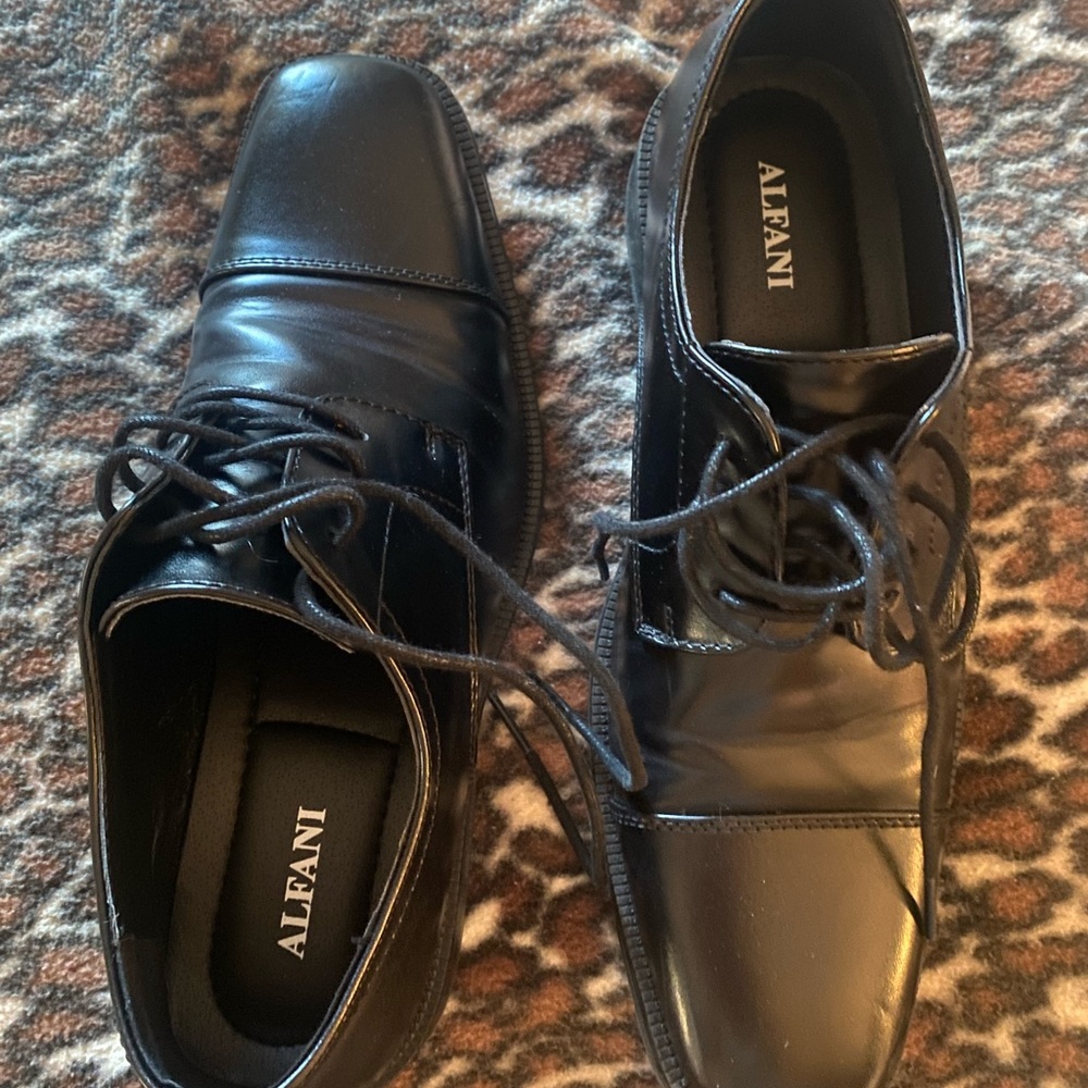 Black Men’s dress shoes